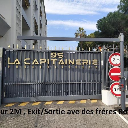 Grand Studio Neuf Face Port Et Plage, Parking Prive Golfe-Juan Exterior photo