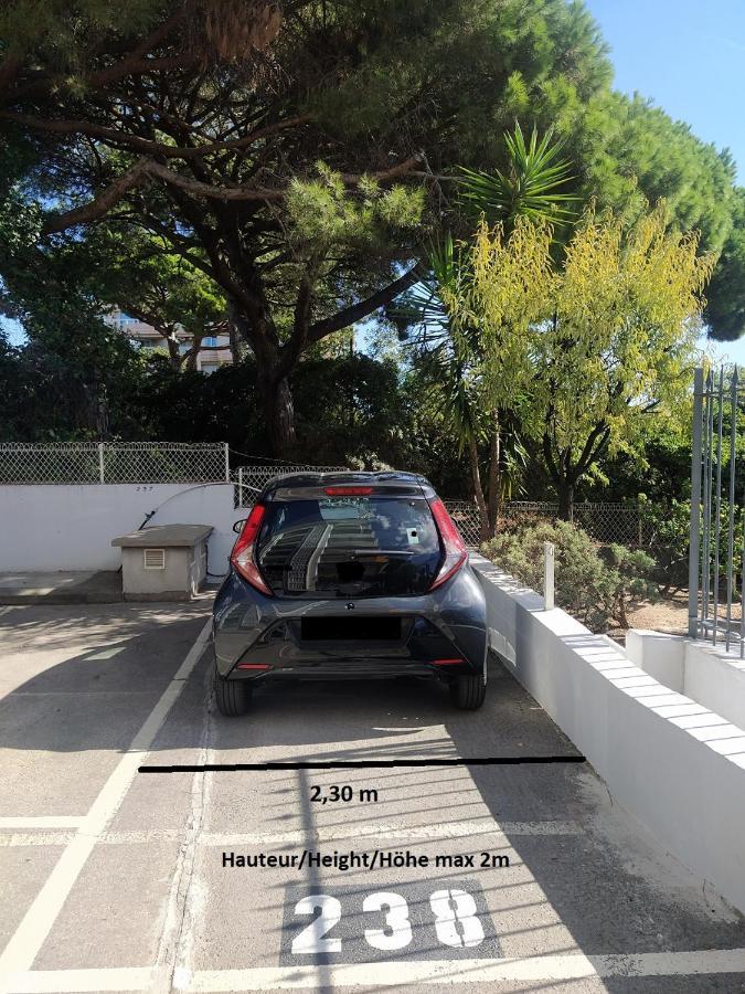 Grand Studio Neuf Face Port Et Plage, Parking Prive Golfe-Juan Exterior photo
